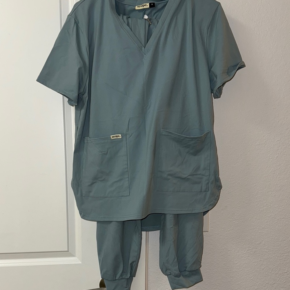 Limited Edition Scope Scrub Set Aqua (M)